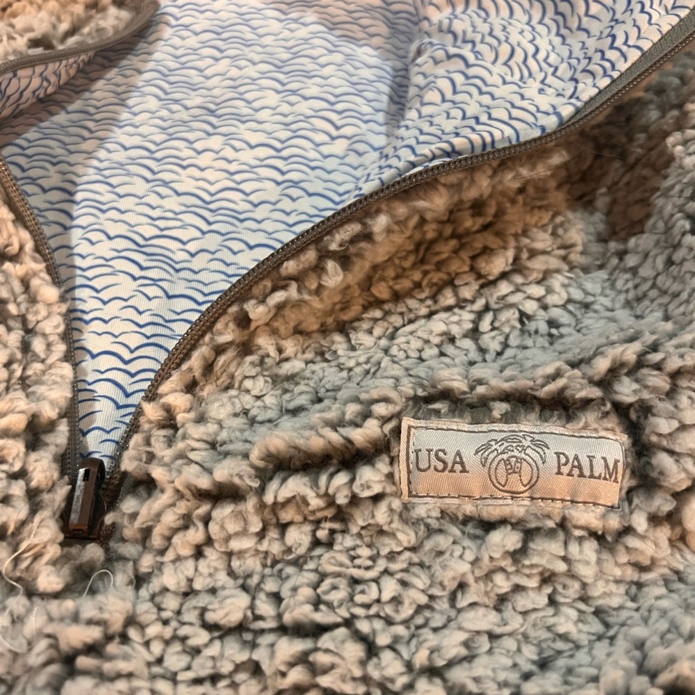 USA Palm reversible fleece